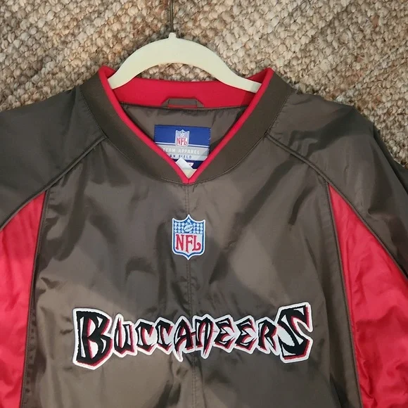Buccaneers Pullover - Picture 4 of 7